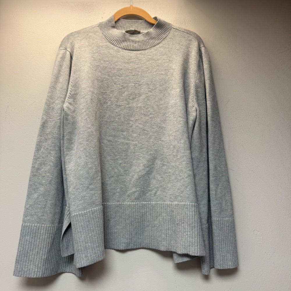 Crown & Ivy Mock Neck Sweater Womens XL Gray Excellent Ribbed Side Slit Pullover
